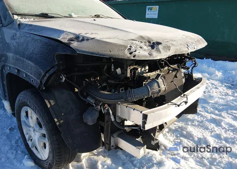 2020 Jeep Compass Sport 4X4 from USA, damaged, VIN 3C4NJDAB4LT137914